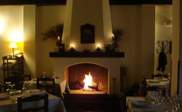 Planes | 10 restaurantes con chimenea para combatir el frío en Granada